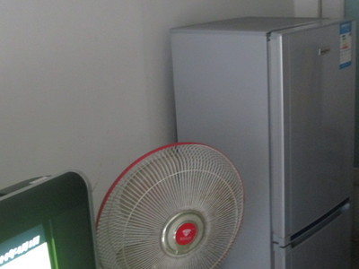 二手家電及家具出售 冰箱、康佳電視、落地風(fēng)扇等